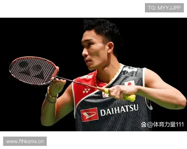 桃田贤斗训练完直接睡球场，这人是拿命在换奖金吧